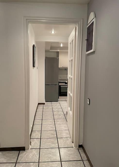 דירות אתונה Urban Flat Next To Kalimarmaro מראה חיצוני תמונה